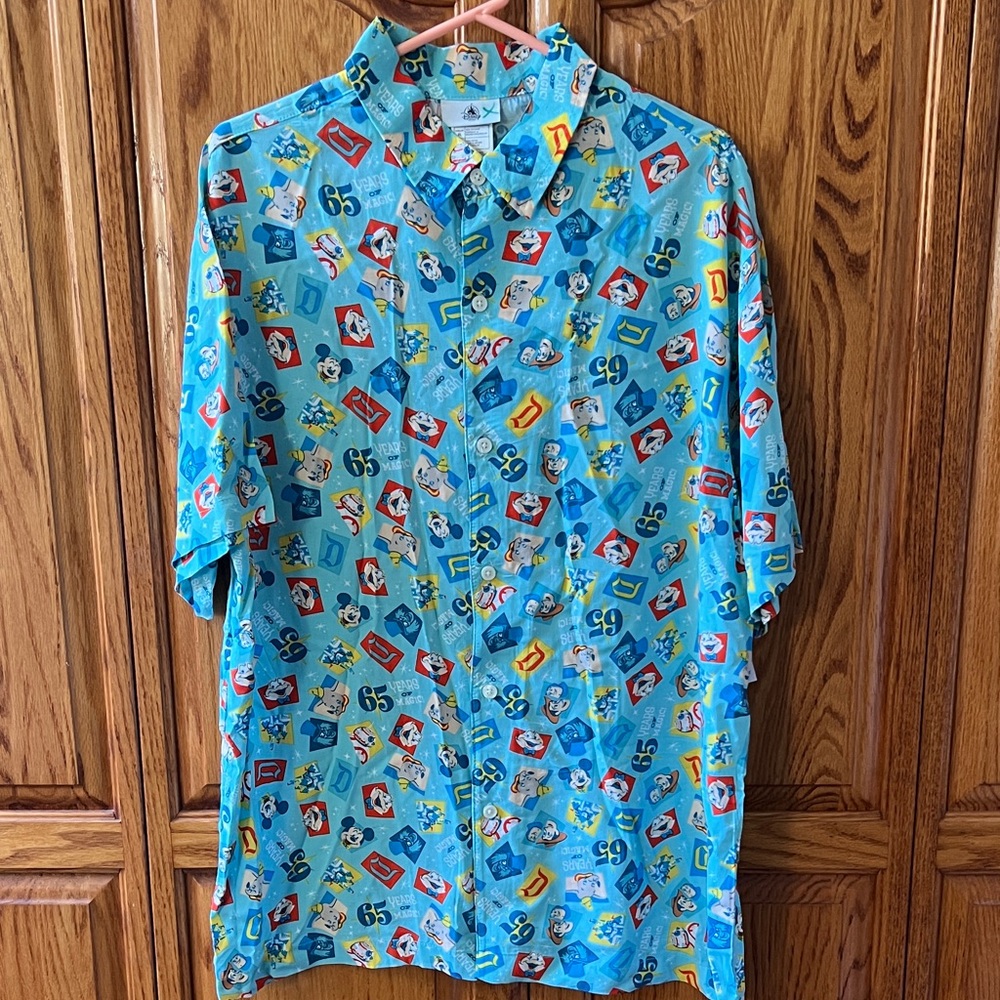 Disney Light Blue Short-Sleeve Button-Up Shirt with Cartoon Motifs